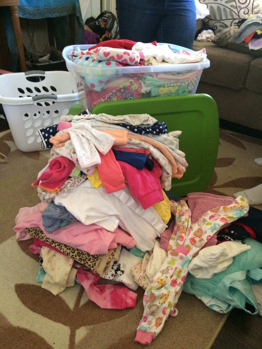 Sorting Tori’s Clothing
