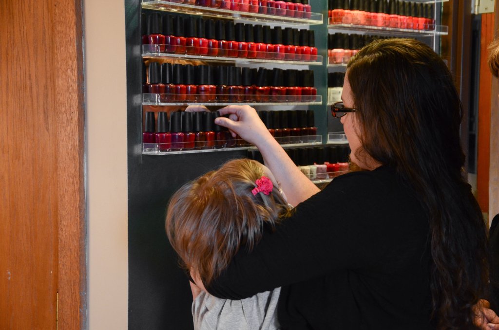 Tori’s Bucket List: Pedicure with&nbsp;Mama