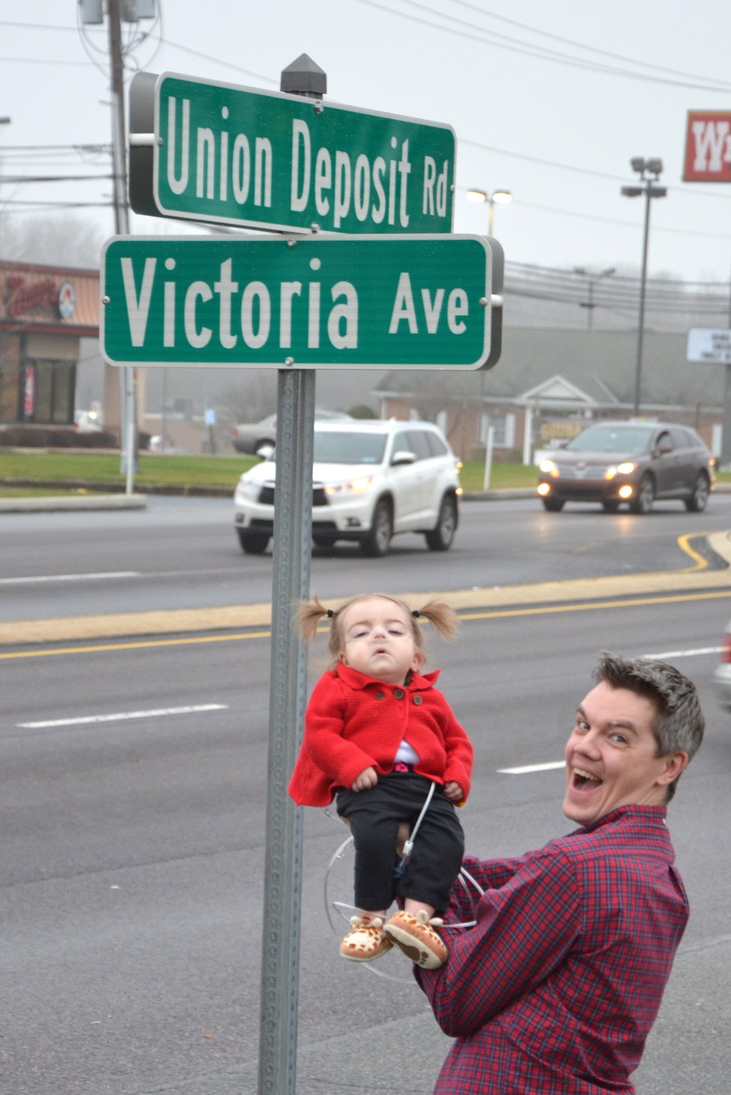 Tori’s Bucket List: Picture by the “Victoria Avenue”&nbsp;sign